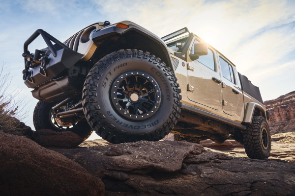 Neumático Coopertires Discoverer STT PRO 113Q D 35X12.50R15 - Imagen 3