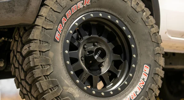 Method MR 304 Matte Black R20X10 6X139.7/-18 - Imagen 3