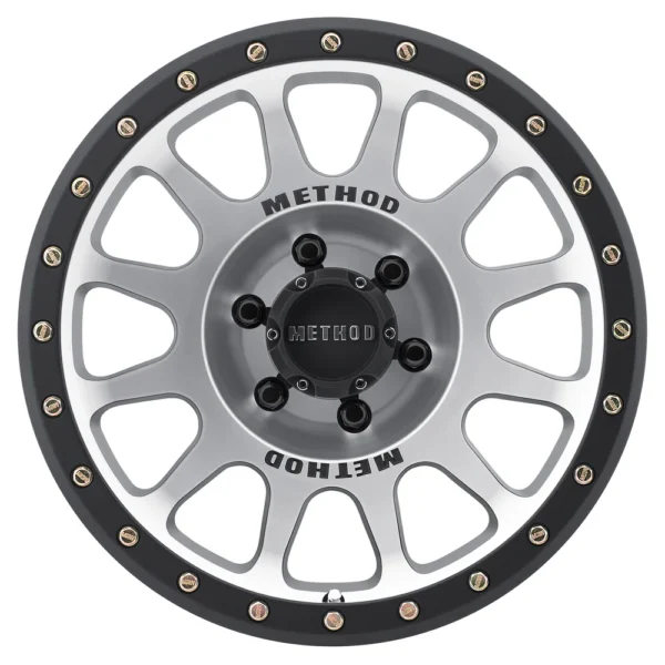 Method MR 305 Black Machined Street Loc R18X9 6X139.7/-12 - Imagen 2