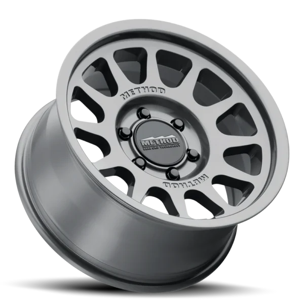 Method MR 703 Gloss Titanium Beadgrip R17X9 6X139.7/-12 - Imagen 2